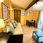 Mazet A Feriehus Nîmes