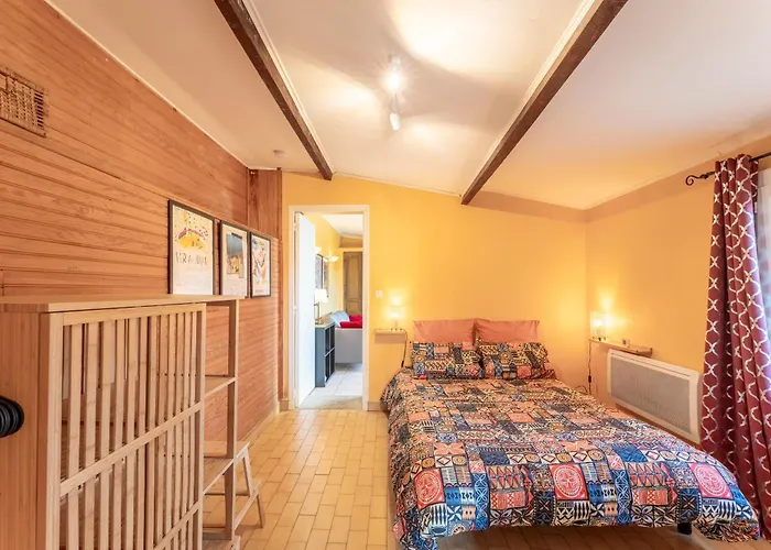 Mazet A بيت للعطل نيم